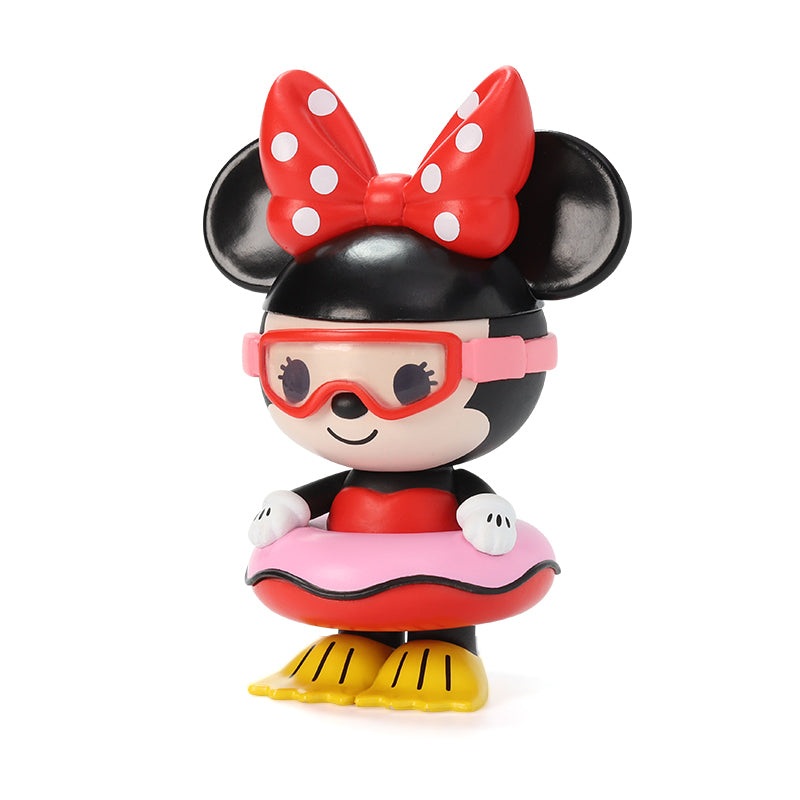 POP MART Pucky Circus Acrobatics Baby 200% Figurine