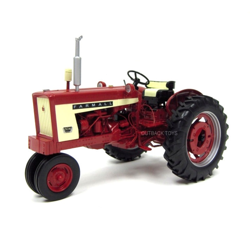 (B&D) 1/16 Farmall 504 Diesel Tractor with Rounded Fenders - Damaged Item
