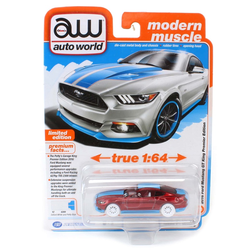 White Lightning Chase ~ 1/64 Pettys Garage 2017 Ford Mustang GT Tribute Edition with Petty Garage Logos, White, Auto World