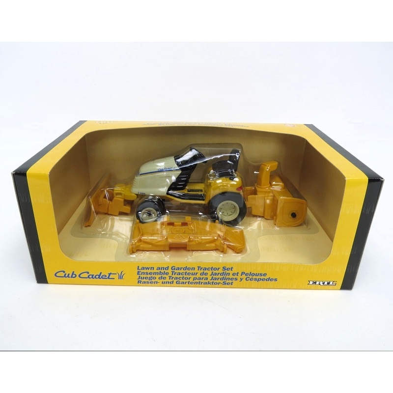 1/16 Cub Cadet 3208 Lawn & Garden Set