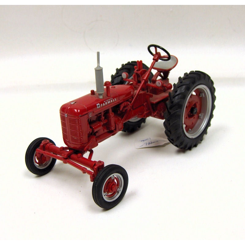 (B&D) 1/16 IH Farmall C Wide Front - Missing Box
