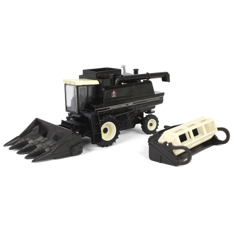 (B&D) Black Chase Unit ~ 1/64 International 1460 Combine w/ Rear Wheel Assist + Corn & Grain Heads by ERTL - Damaged Box