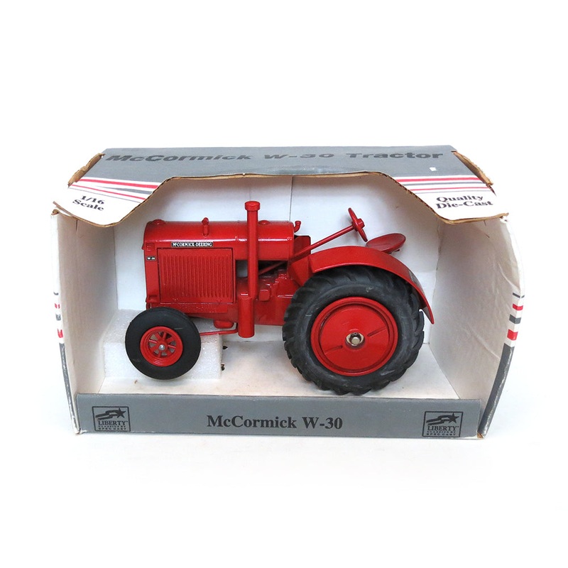 (B&D) 1/16 McCormick Deering W-30 on Rubber, 1998 Nashville Meeting Edition - Damaged Item