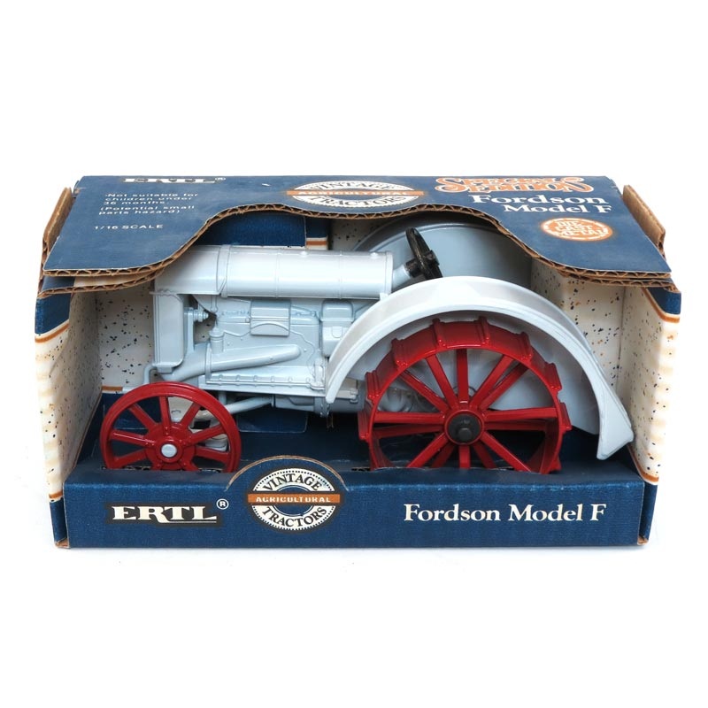 1/16 Fordson Model F, Special Edition with Vintage Casting