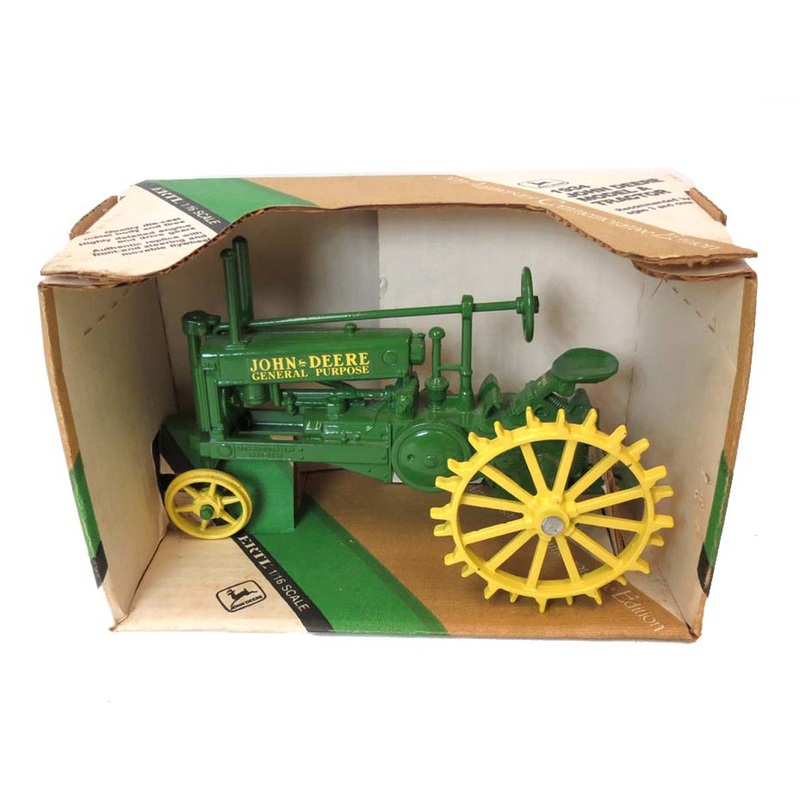 (B&D) 1/16 John Deere 1934 Model A Unstyled, 50th Anniversary - Paint Chips, Wrong Box