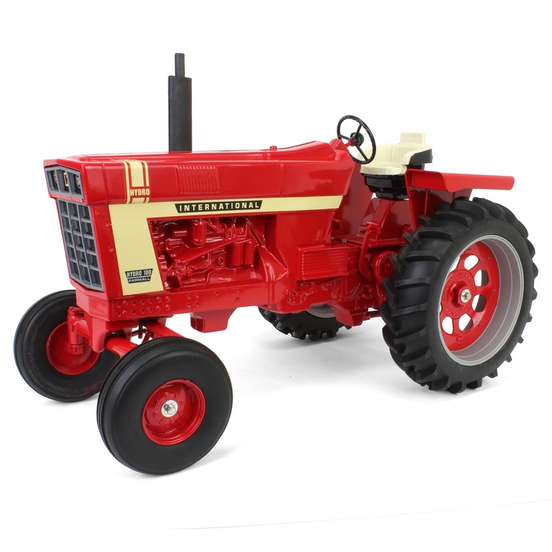 (B&D) - 1/8 International Hydro 100 Wide Front with Rear Fenders - Damaged Item