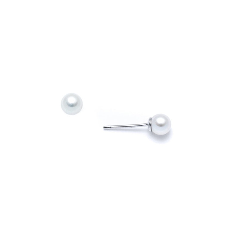 Small Pearl Stud Earrings
